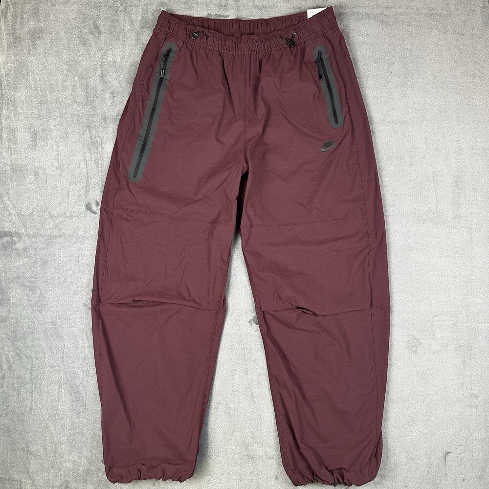 NWT Nike Tech Woven Oversized Pants Men’s Large Burgundy Baggy HM7158-652